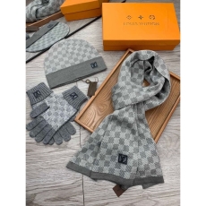 Louis Vuitton Caps Scarfs